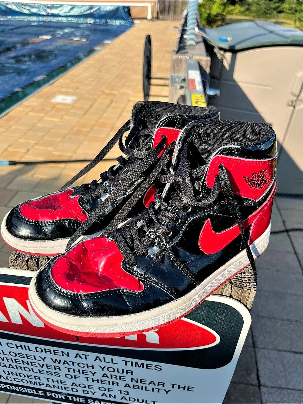 Nike Air Jordan 1 High-Top Sneakers in Red & Black Girls US 5.5Y